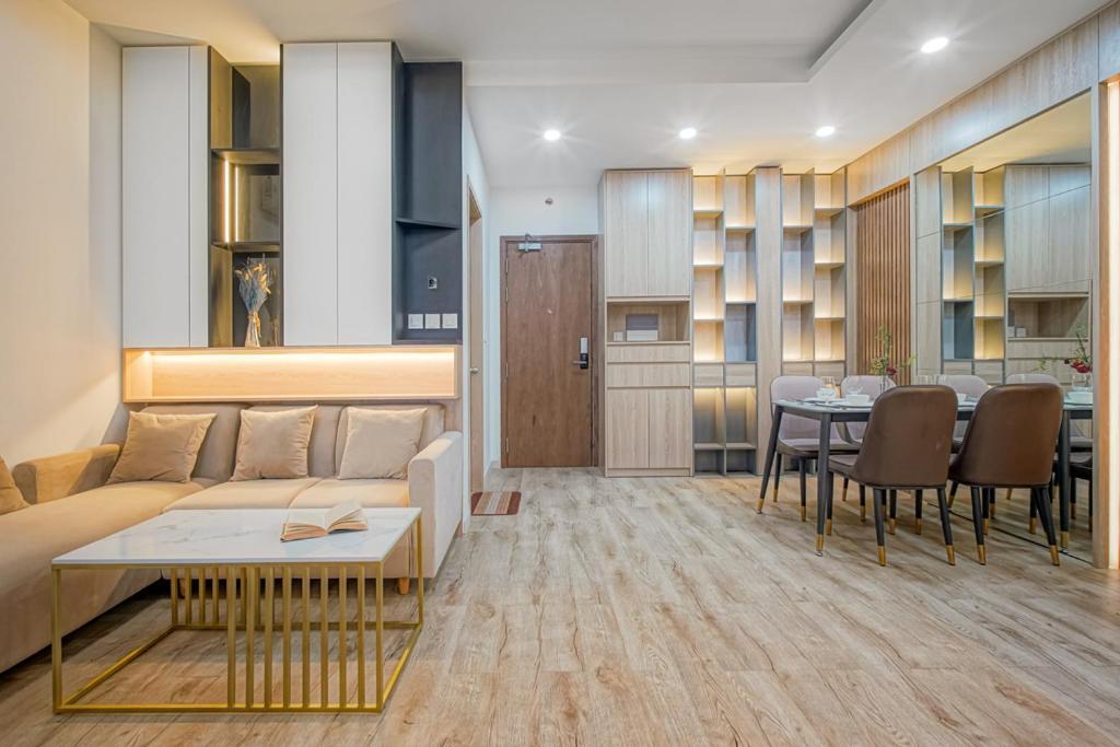 Lusso - D1mension & Zenity Residence, Sg's Heart Ho Chi Minh City